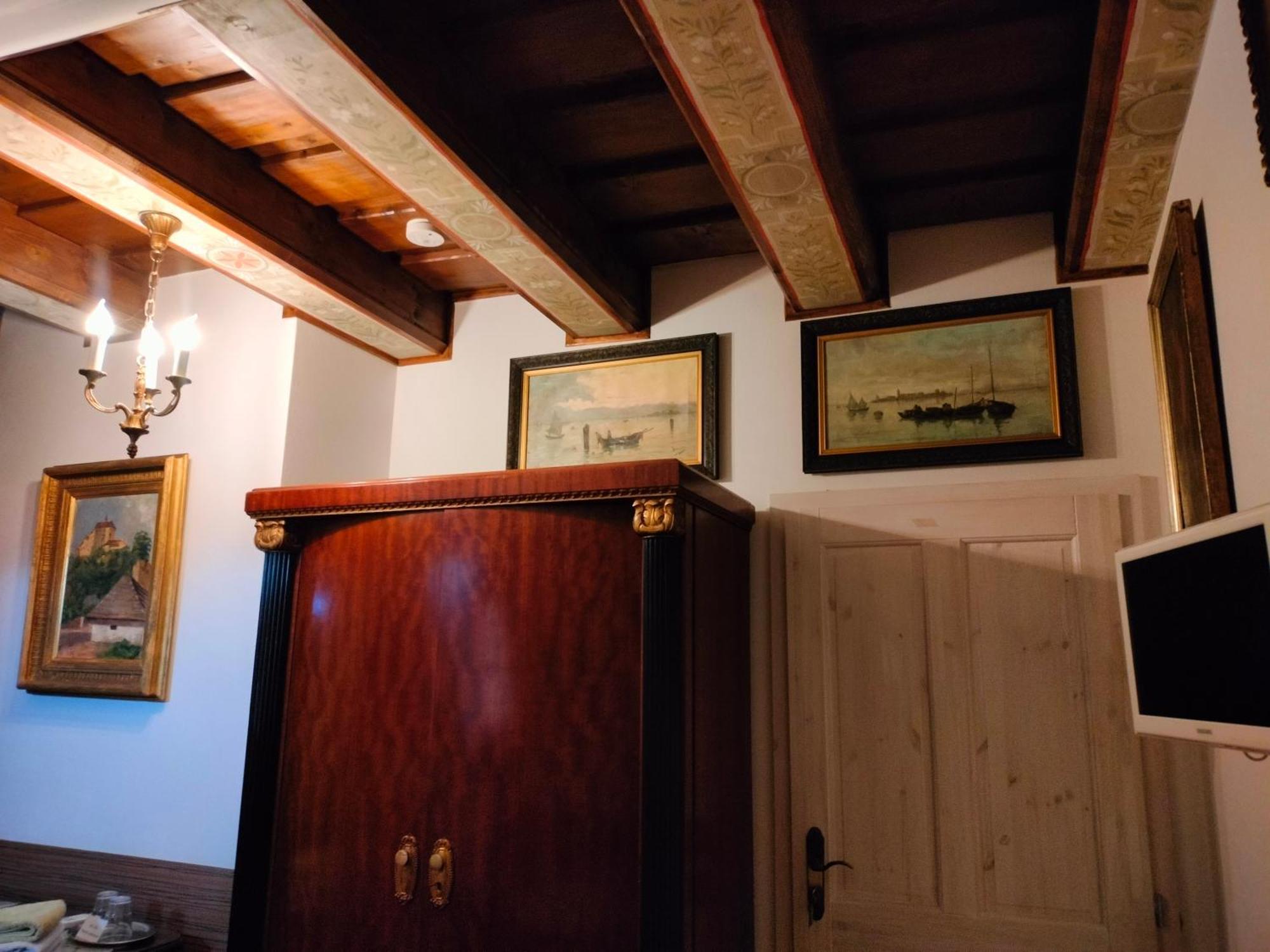 Castle Kastiel Kotesova公寓 外观 照片